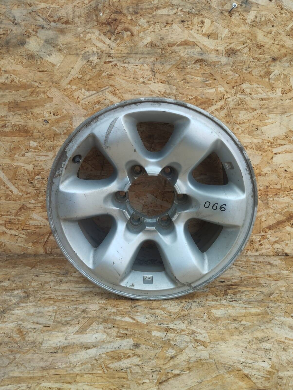 Диск колесный Nissan Patrol Y61 8x16 6х139.7 ET10