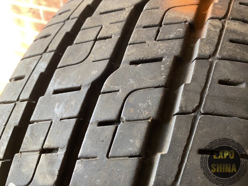 Avon AV12 215/70 R15C 107S комплект 2шт