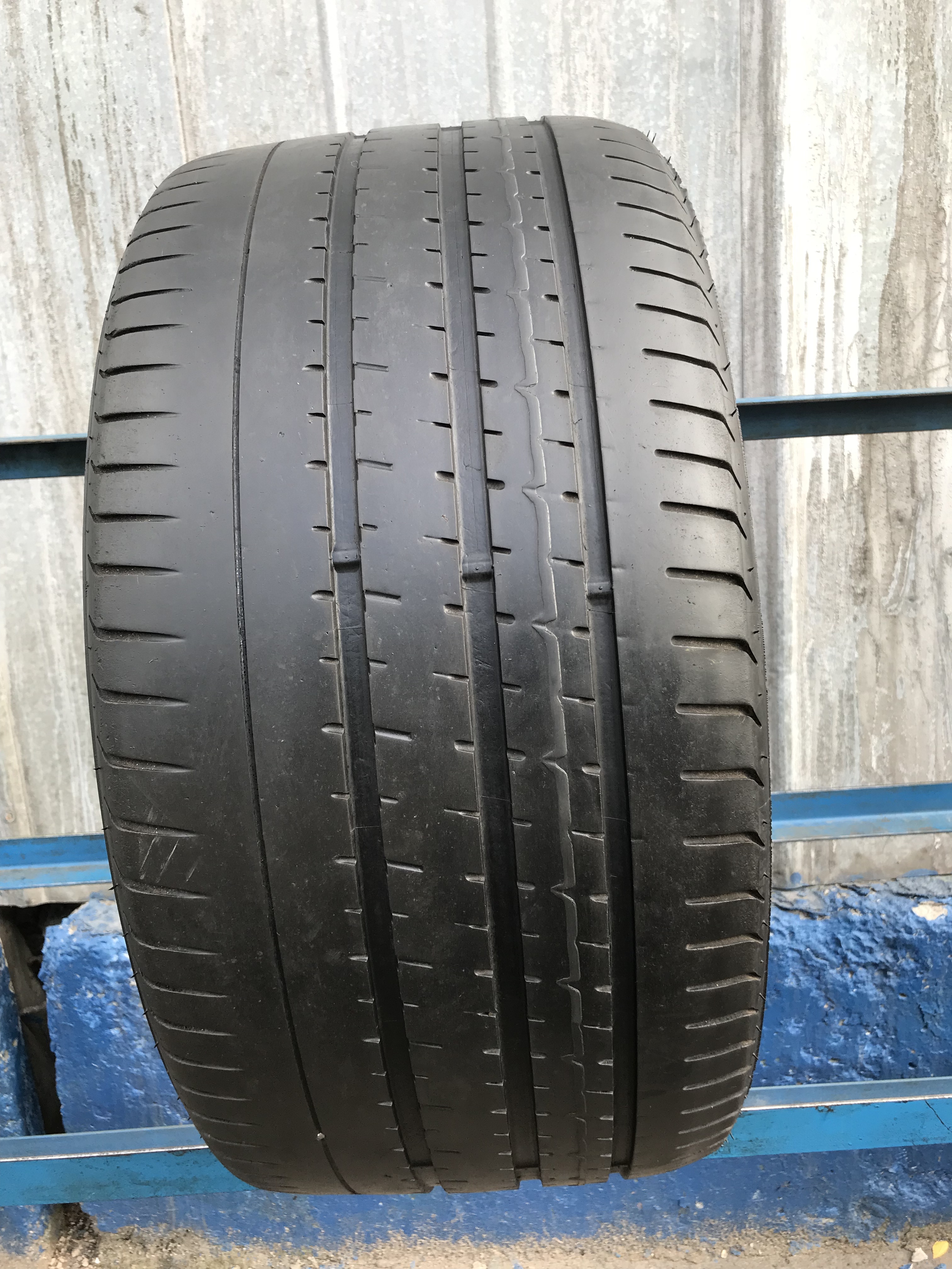 Шины 325. Резина 325/30 r21. Pirelli PZERO 325/35 r22. Dunlop SP Sport Maxx gt RUNFLAT 325/30 r21. Pirelli p Zero.