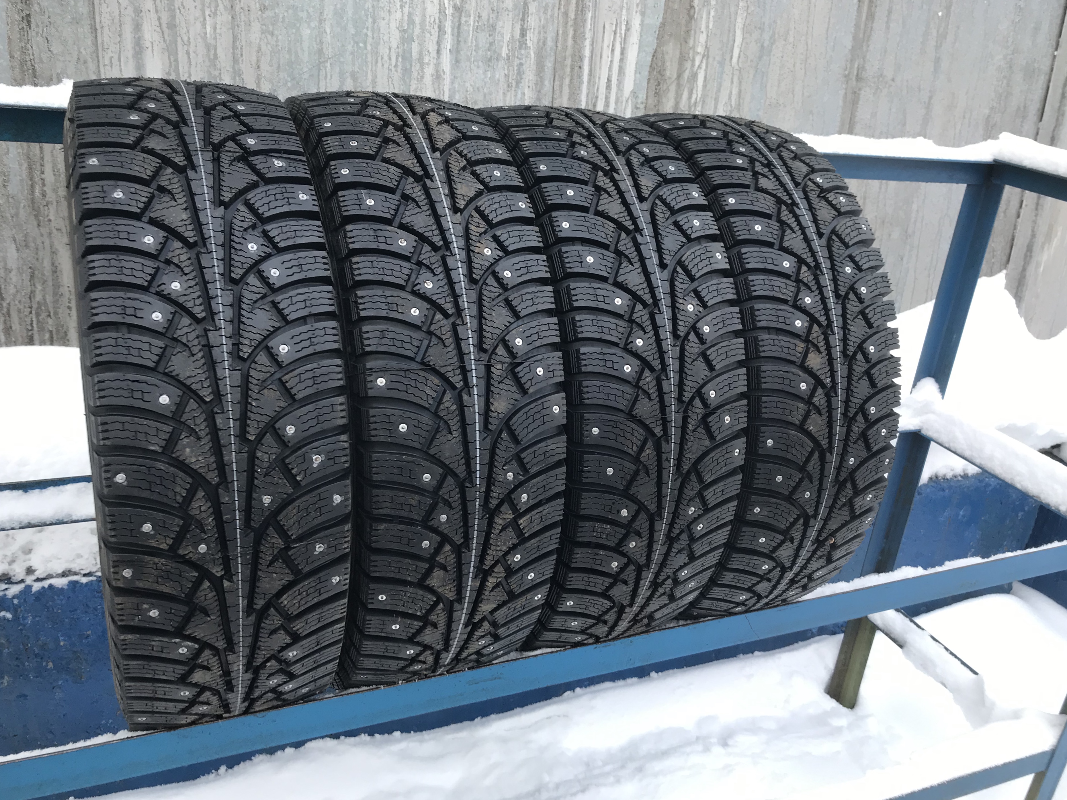 Шипованные шины 215 65 17. Wolftyres Nord 215/65 r16 98t. Резина Wolf Nord. 225 65 17 Зима шипы новые. Wolftyres Nord 215/60 r16 95t.