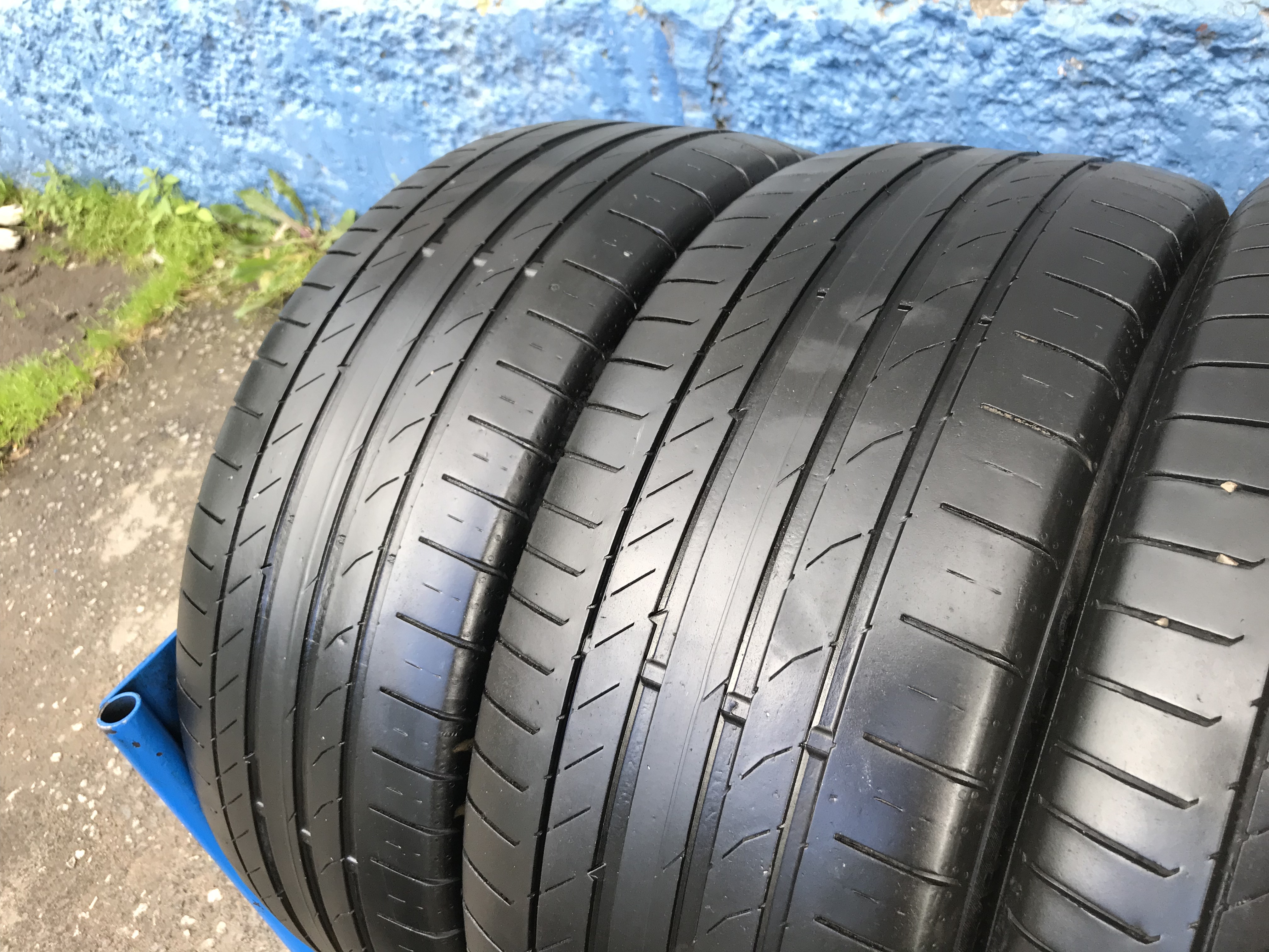 235/50/18 tires