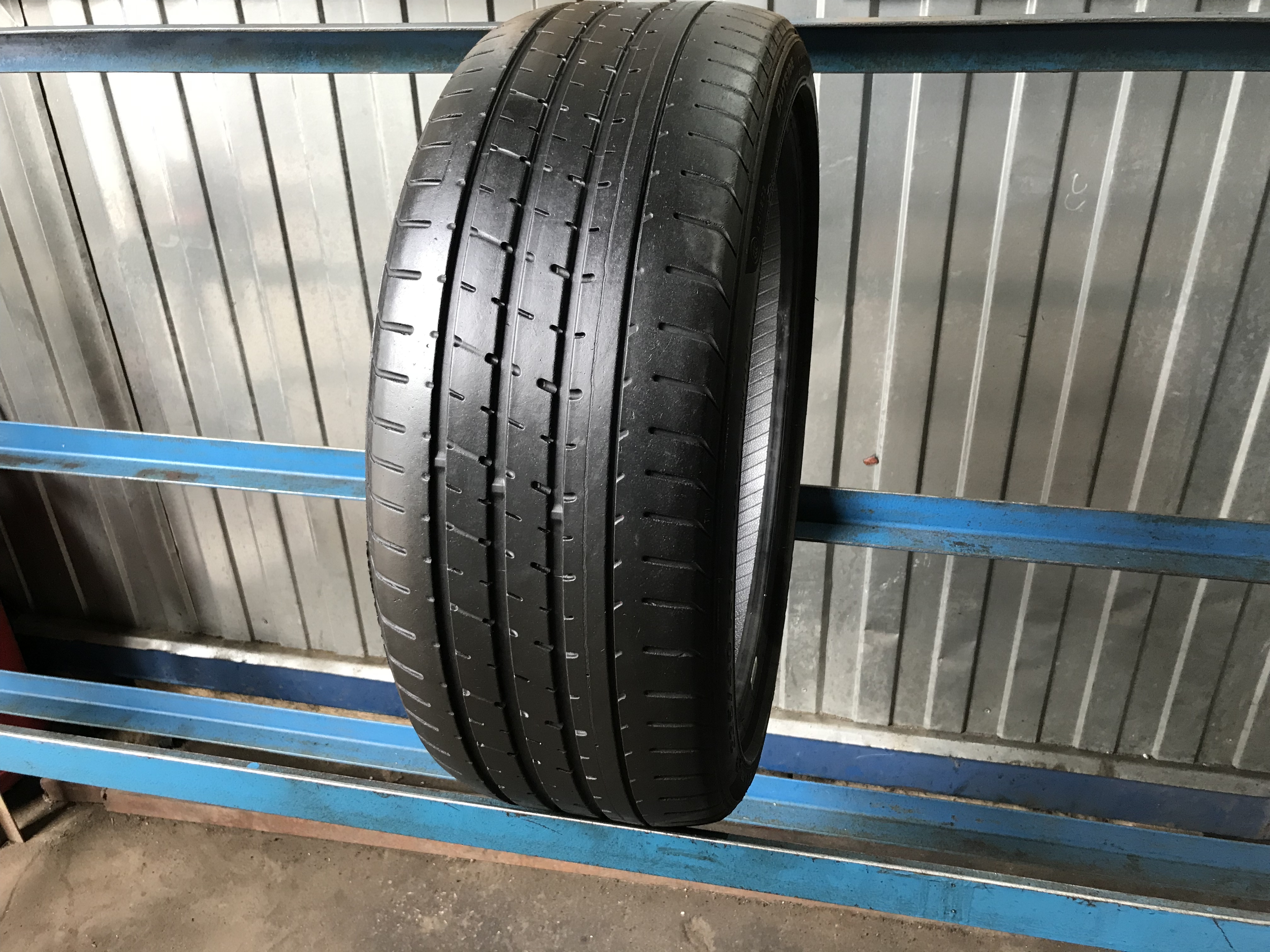 Pirelli p Zero 225/40/r18 92y.