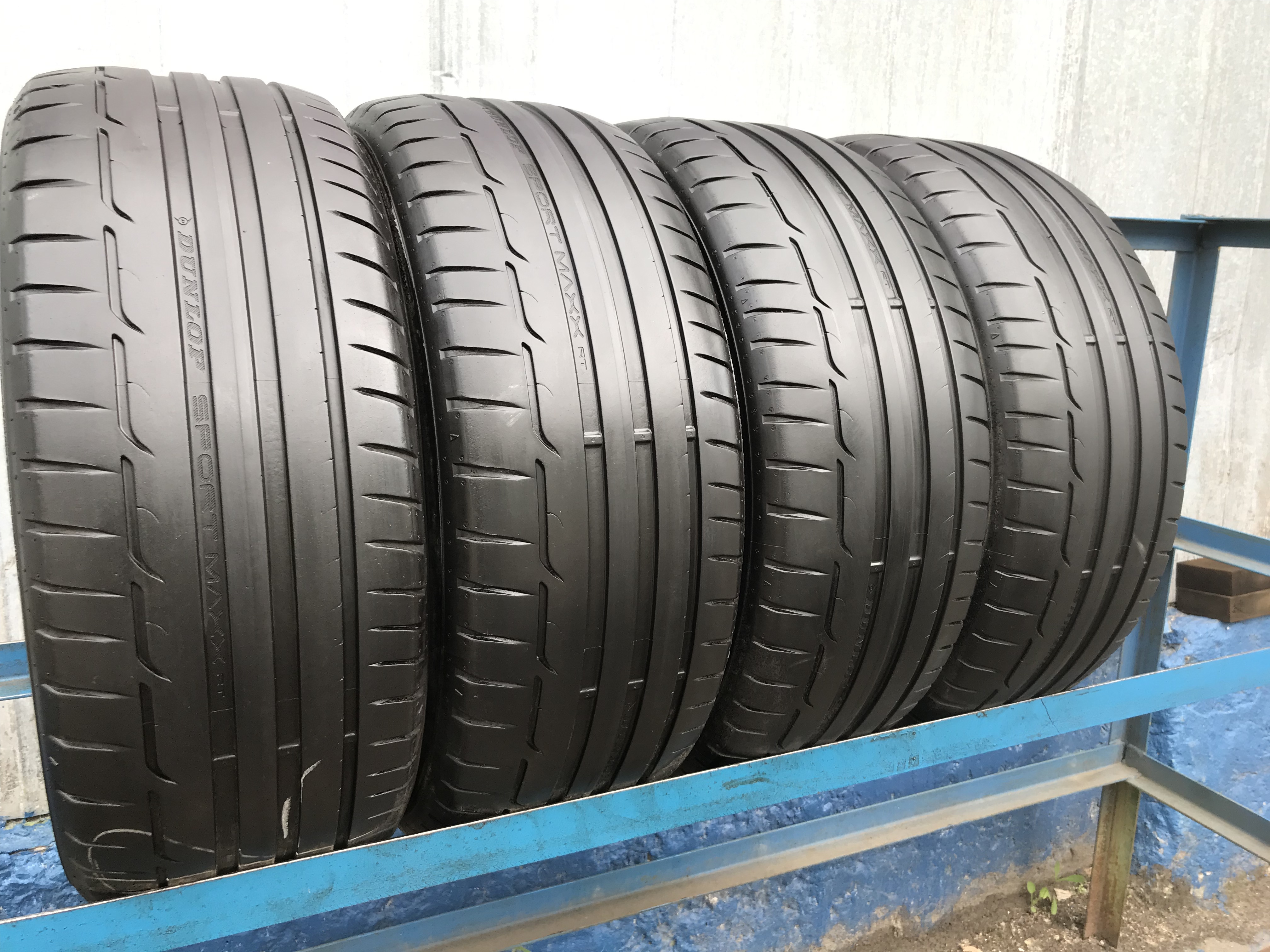 235 55 r19 летняя. Dunlop Sport Maxx gt 265/45 r20. 235 45 R18 лето Michelin. Dunlop SP Sport Maxx 050. Michelin Pilot Sport 3 235/45.