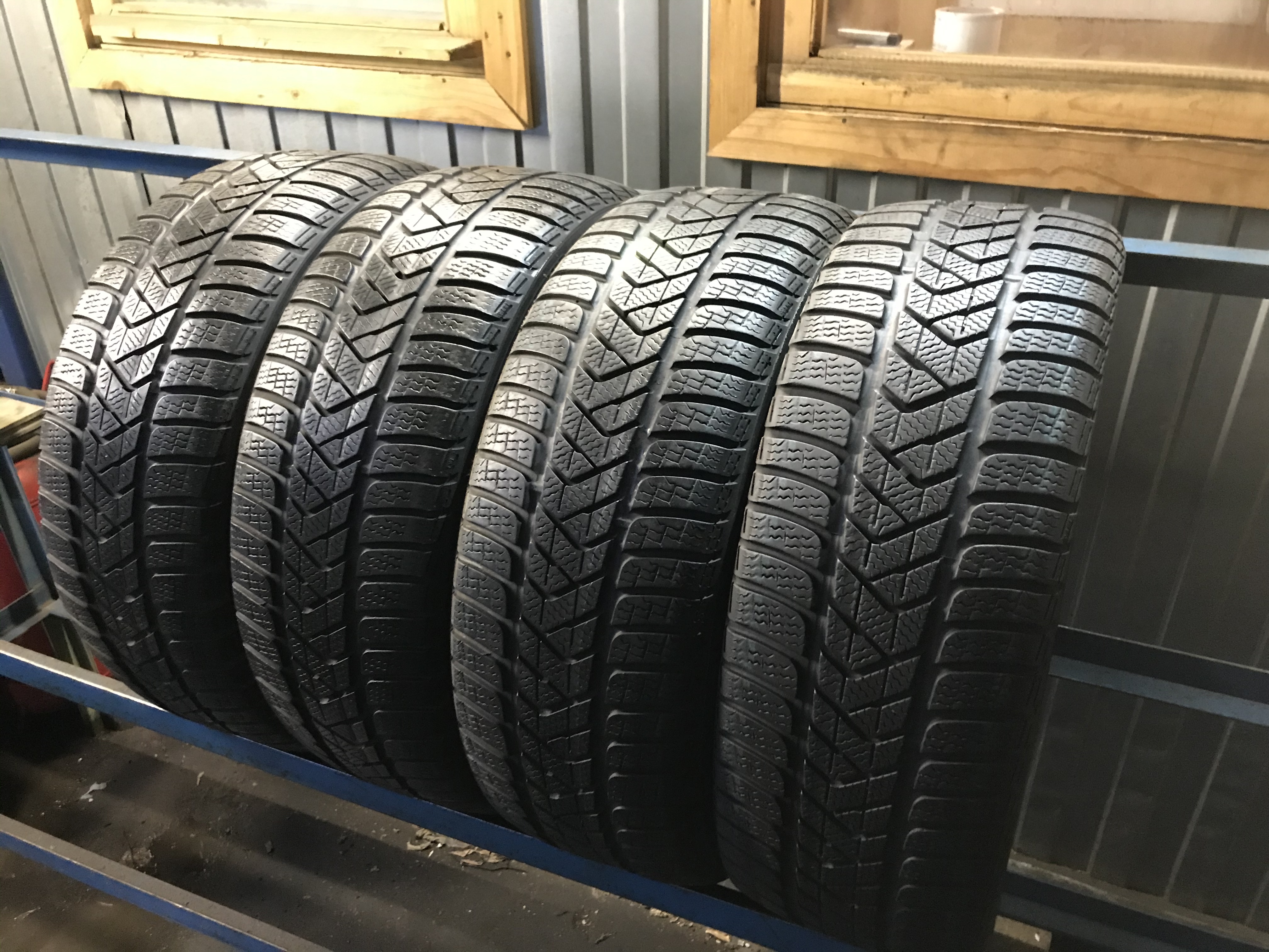 245 45 r19 зимняя. 225 45 19 Goodyear ULTRAGRIP. Шины 225 45 19 зима. Шины 225/55 r19 зима. 225 45 19 Зимняя резина.