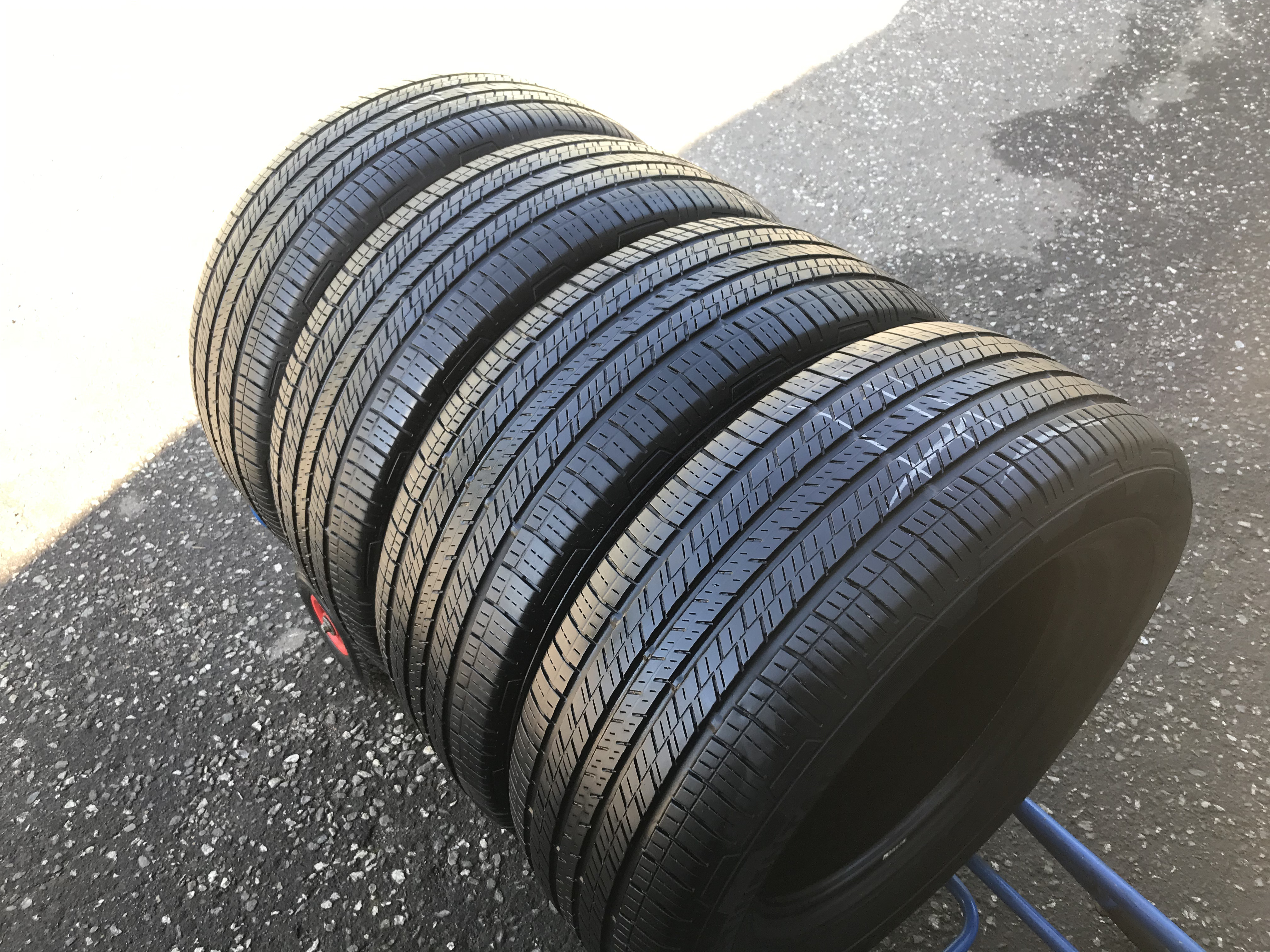 Шинный центр STD Tires Шины бу из Европы с гарантией. 