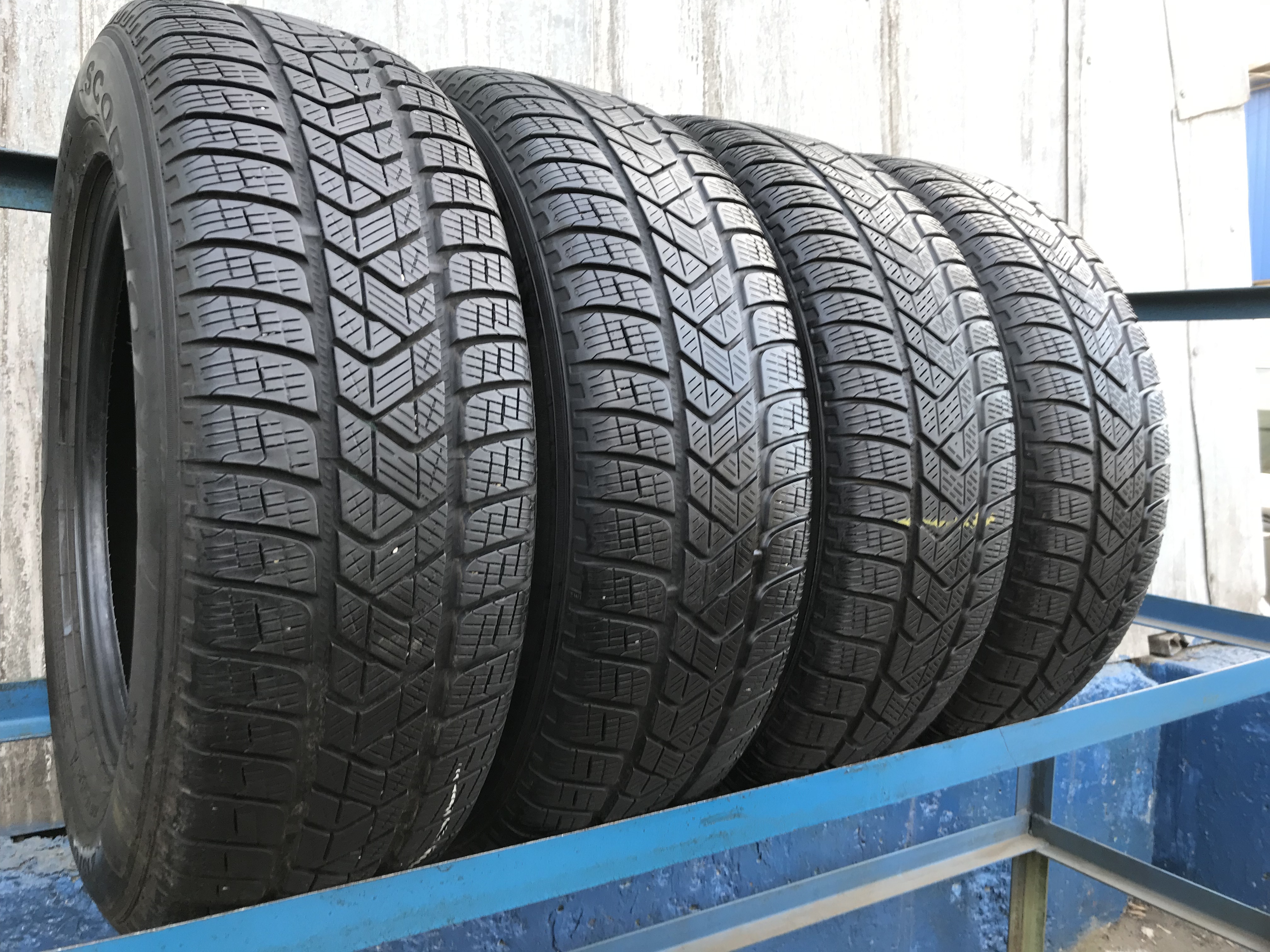 Шины pirelli 215 55 r18. Автомобильная шина Pirelli Scorpion Winter 235/65 r17 108h зимняя.