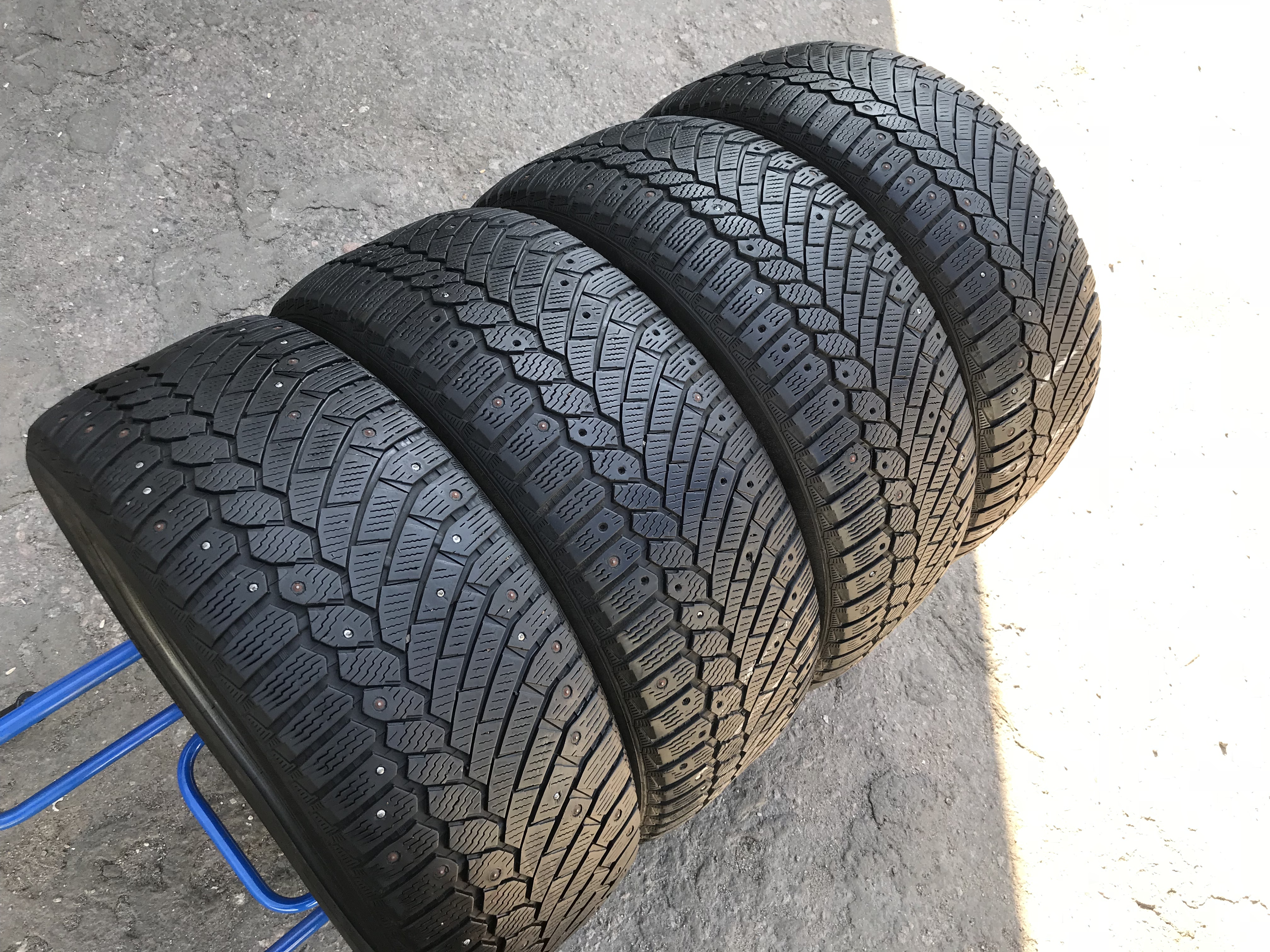 Зимняя резина r19 275. 255/50 R19. Колеса 255 50 r19 зима. Зимние шины 255/50/19. 255 55 19 Continental CONTIWINTERCONTACT зимние шины бу.