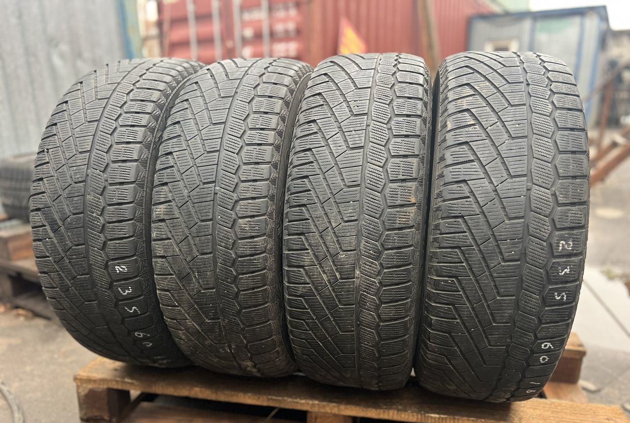 Continental ContiCrossContact Viking 235/60 R18