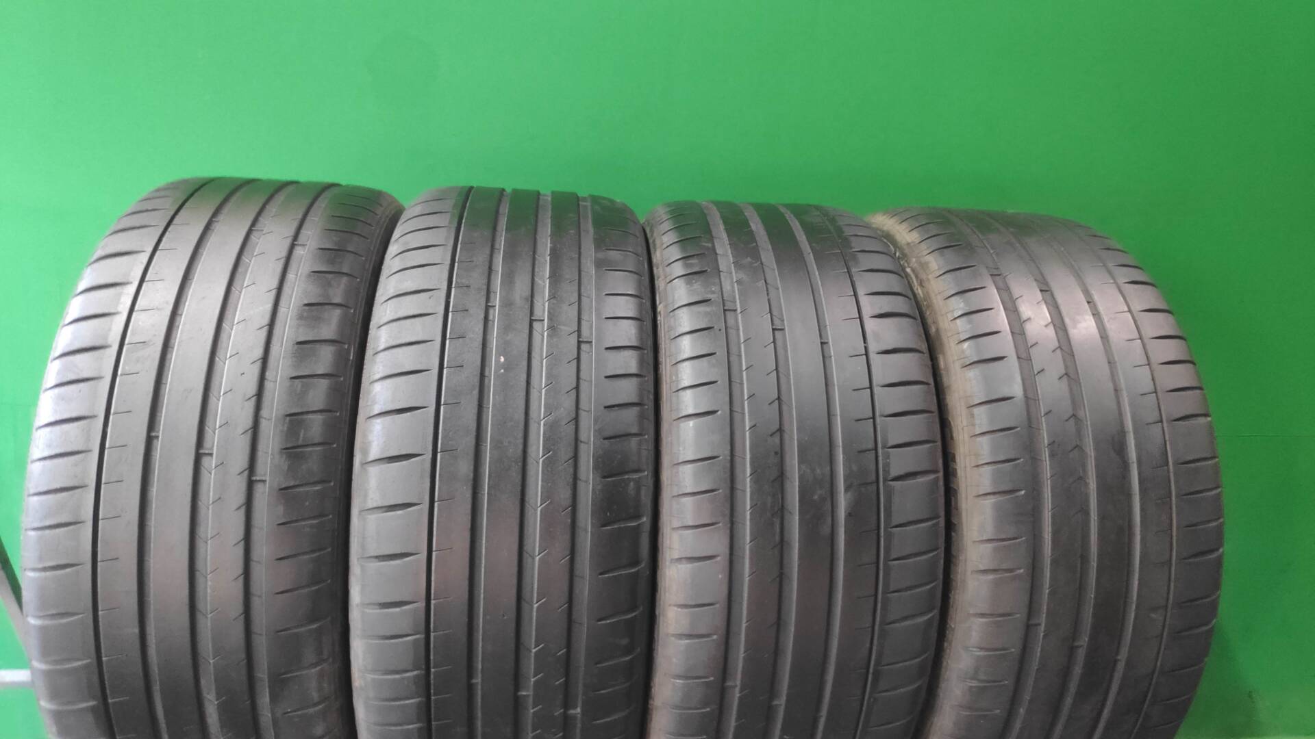255/45 R20 Michelin Pilot Sport 4 S летние