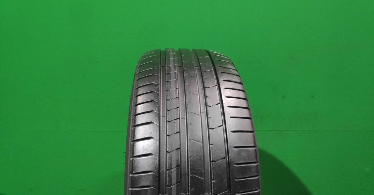 Pirelli P Zero PZ4 245/40 R21 100Y