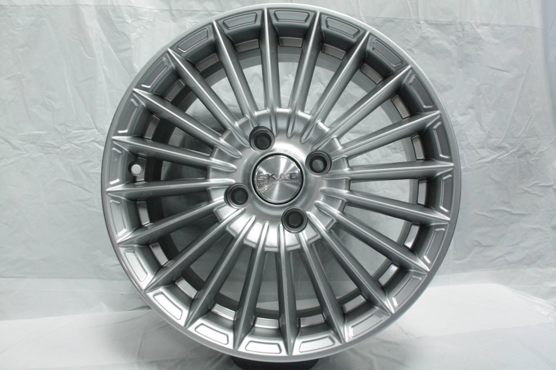 Диски R15 4/100/54,1/48/6,0 Cкад Веритас 0621408