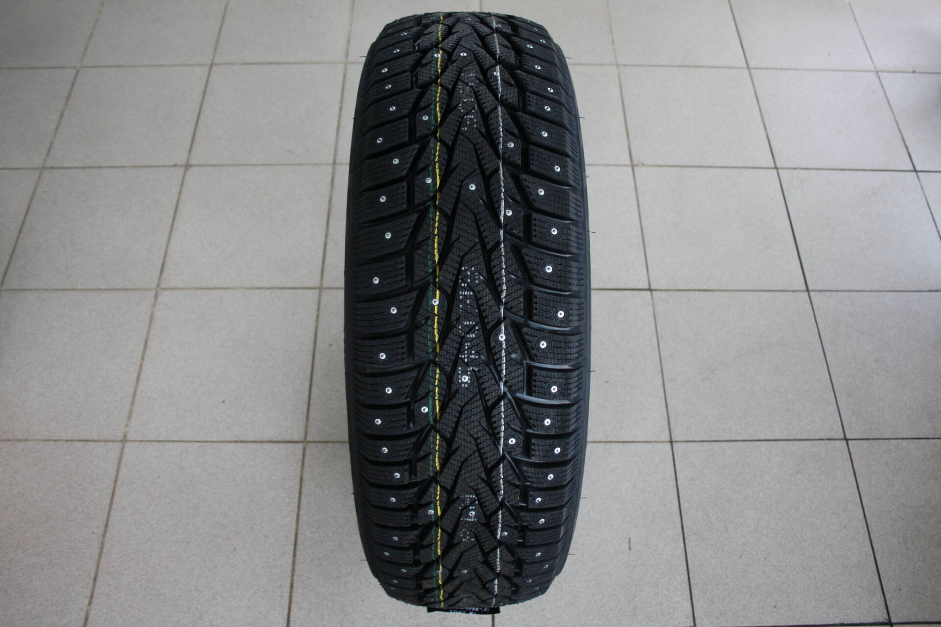 225 70 cordiant snow cross 107t. Шип cordiant business cw-2. cordiant business cw-2. 28560r18 ашина mileking mk677 116t. mk668 mileking.