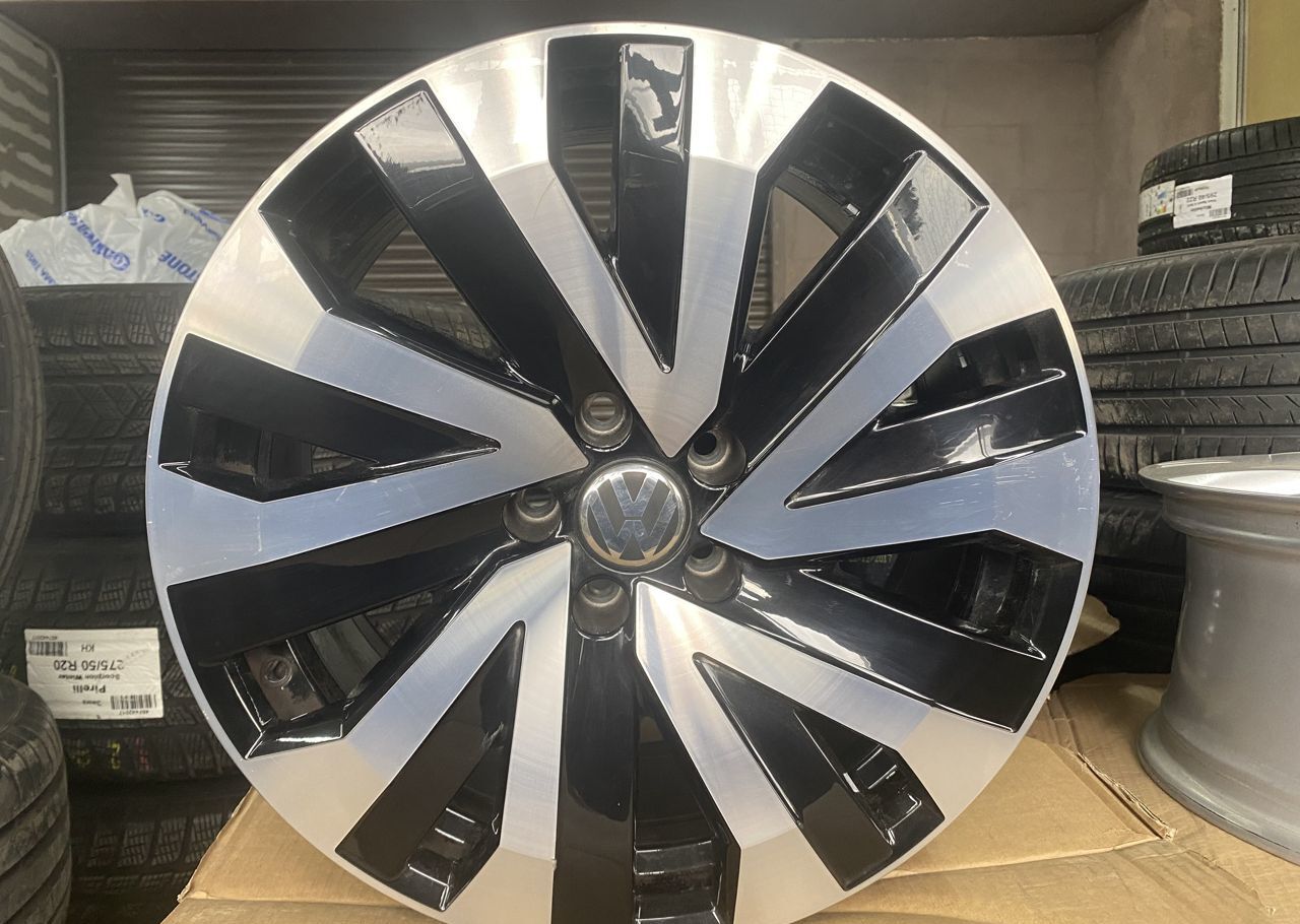 Оригинальные диски Volkswagen Touareg III R18