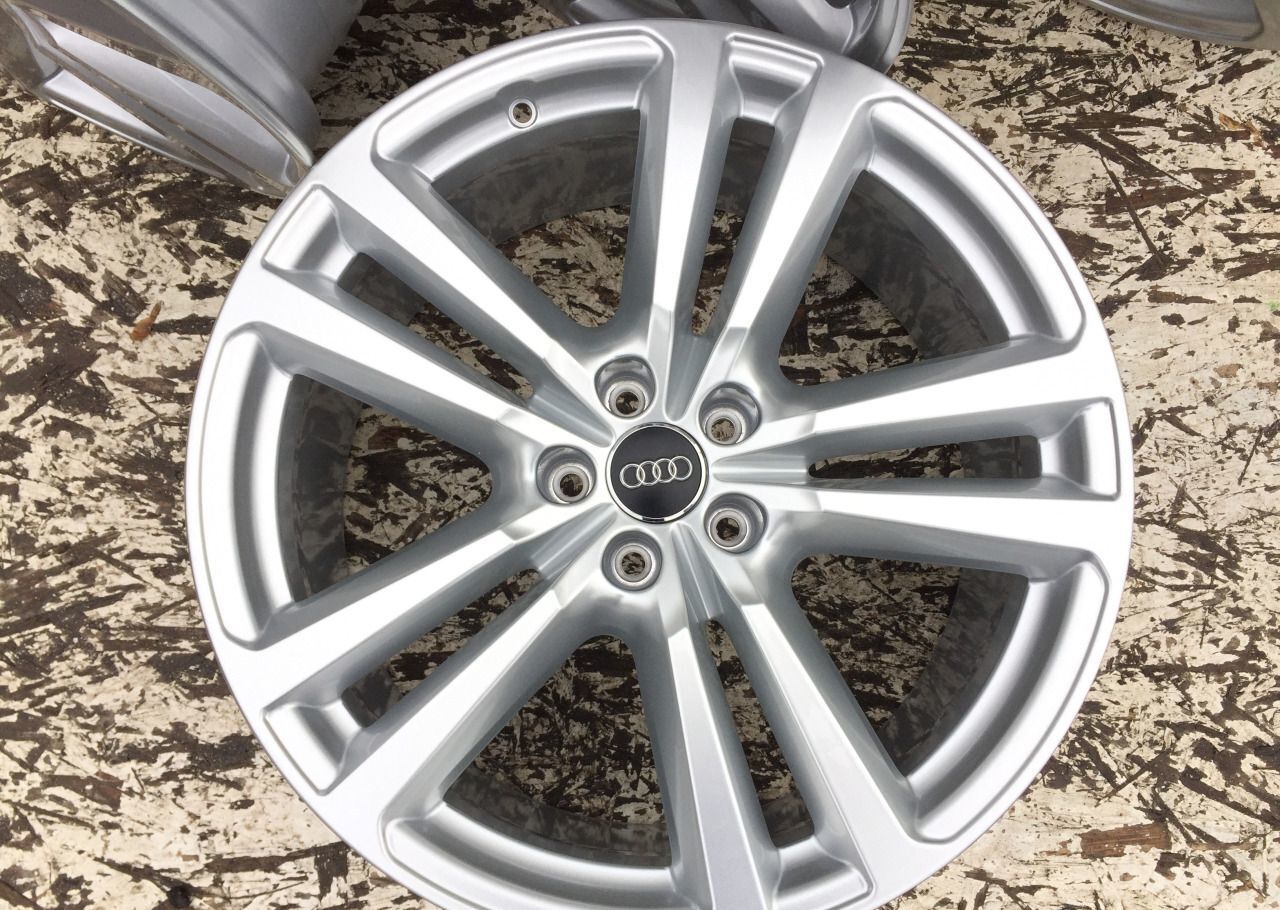 Оригинальные диски Audi Q7 New 4M R20