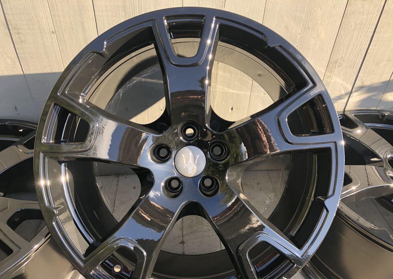 Оригинальные диски Maserati Levante R20