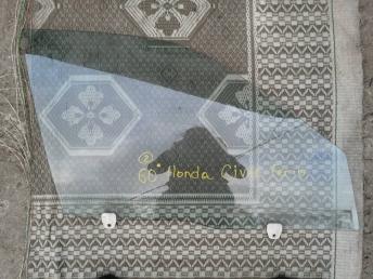 Боковое стекло Honda Civic Ferio 