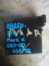Блок управления Toyota Mark X GRX120 88650-22711
