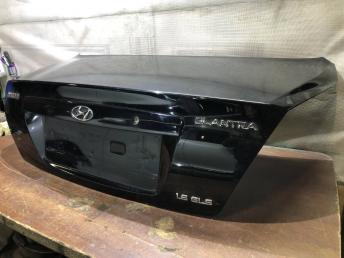 Крышка багажника Hyundai Elantra XD 692002D590