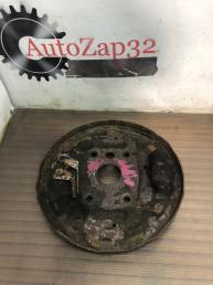 Пыльник тормозного барабана Mazda MPV 