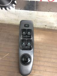Блок управления стеклоподъемниками Hyundai Elantra XD 621W03580