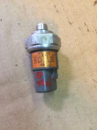 Датчик давление кондиционера Mazda CX  В01А-61-503 В01А-61-503