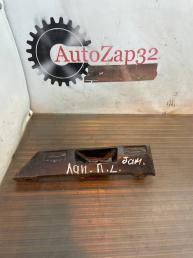 Кронштейн переднего бампера Chevrolet Lanos 96303221