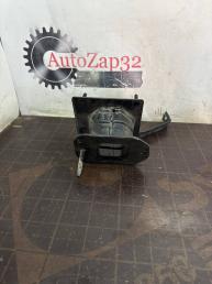 Кронштейн заднего левого усилителя Hyundai i30  866412L000