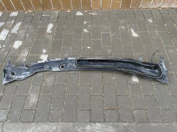 Водосток лобового стекла (жабо) Mazda Demio D350507T1