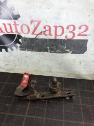 Замок капота Mercedes W639 Vito Viano A6397500650  A6397500650 