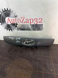 Накладка крышки багажника Hyundai Getz 87310-1C000