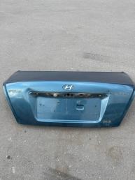 Крышка багажника Hyundai Elantra XD 692002D060