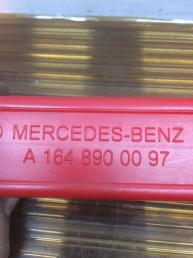 Знак аварийной остановки Mercedes X164 GL   А1648900097 А1648900097