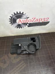 Подстаканник Mercedes W639 Vito Viano A6396800358