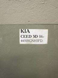 Стекло передней правой двери Kia Ceed 1 43R-000166