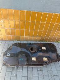 Бензобак Mazda MPV LD6242110A