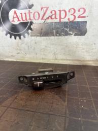 Блок управления печкой Mazda MPV LC7361340