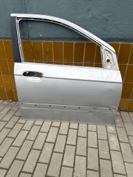 Дверь передняя правая Hyundai Getz 761211C010