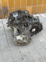 МКПП Hyundai Elantra XD 4300028523