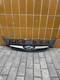 Решетка радиатора Hyundai Solaris 1 86351R000