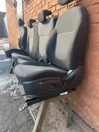 Сиденья комплект Hyundai Solaris 1    88200-4L070