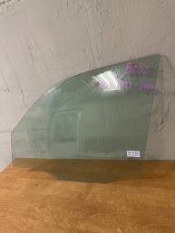 Стекло передней левой двери Mercedes W202 A2027200318