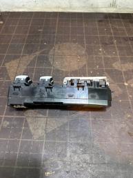 Блок управления стеклоподъемниками Hyundai Equus 93570-3N1504X
