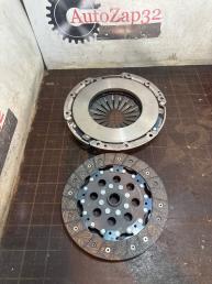 Диск сцепления Nissan X-Trail T30 4030401319