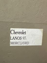 Стекло двери задний правый Chevrolet Lanos  96304144