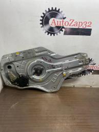 Стеклоподъемник передняя правая Hyundai Elantra XD 824022D010