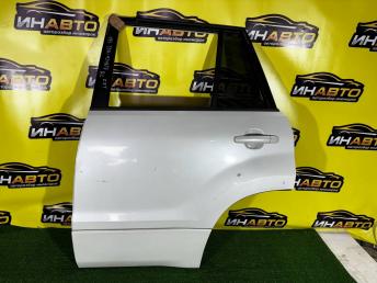Дверь задняя левая Suzuki Grand Vitara 6800465833