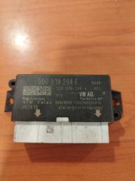 Блок управления парктроником Skoda Octavia A7 5Q0919294E