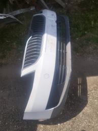 Бампер передний Skoda Octavia A7 дорест 5q000000