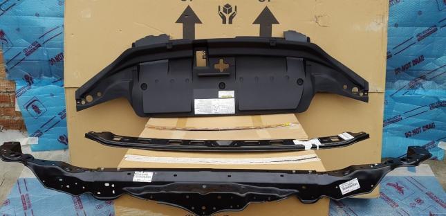 Капот Toyota Land cruiser 200 2016-2021 53301-60690