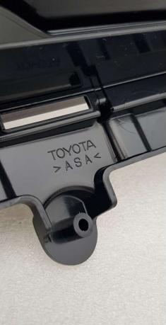 Решетка радиатора Toyota Camry 2021-2023 53101